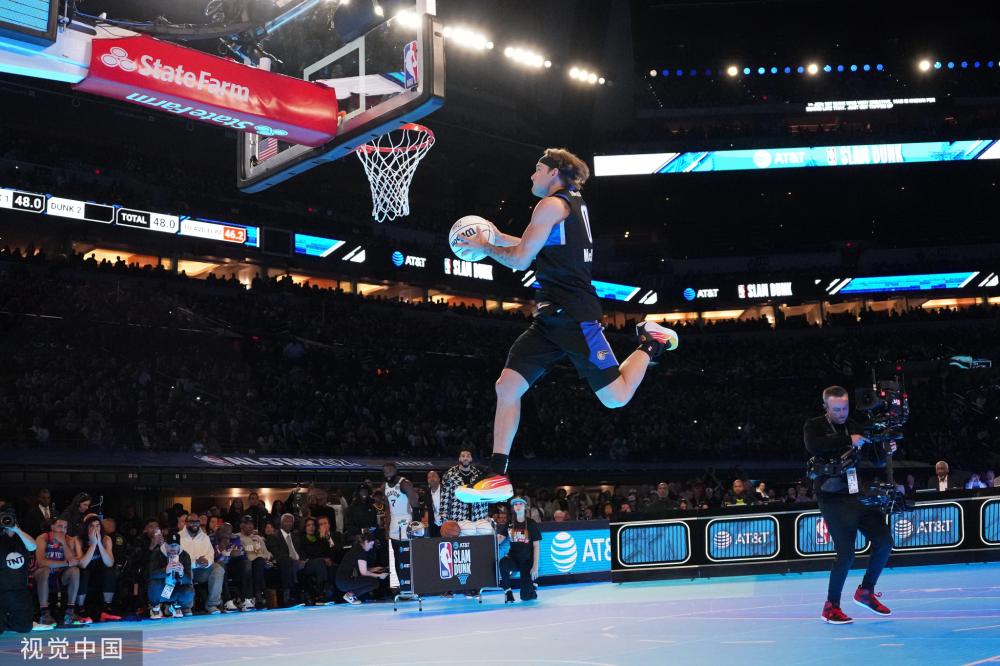 在比赛的下 在比赛的下