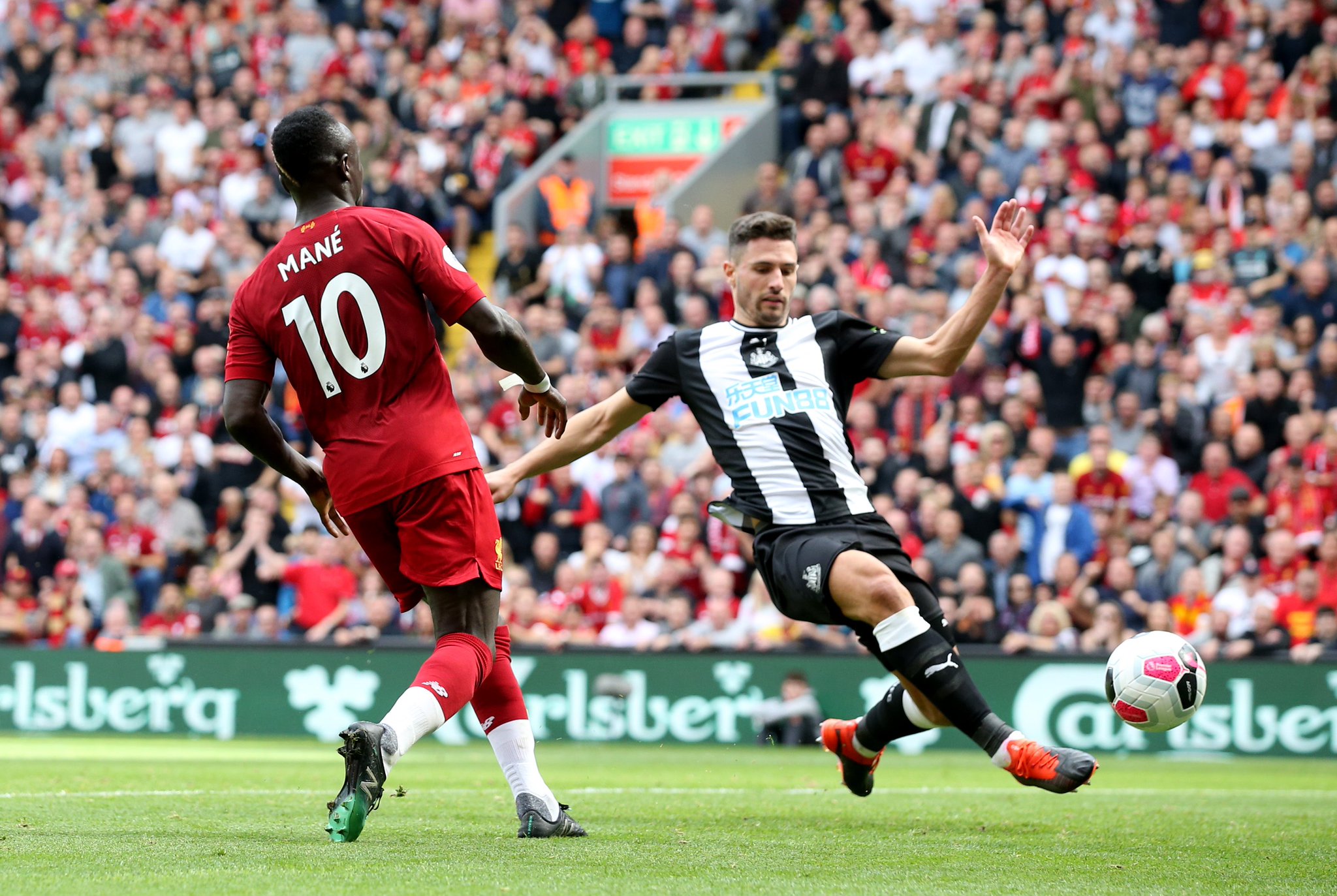 他因伤缺阵 他因伤缺阵